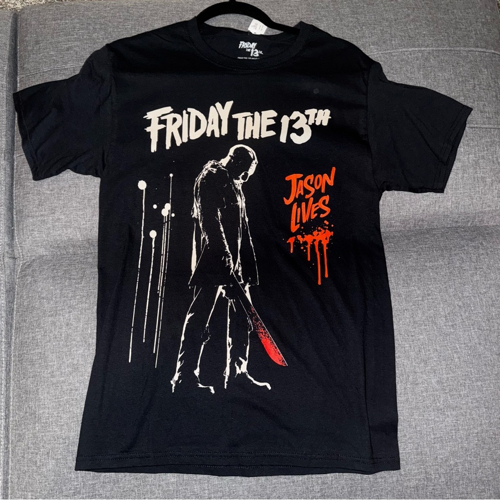 NWT Friday The 13th Jason Lives T-Shirt Horror Halloween Size S Black